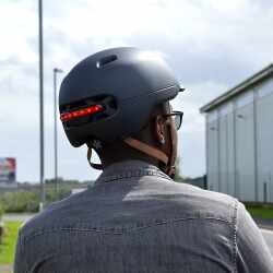 LIVALL C20 Bike Fahrradhelm Gr.L Brems Warnung LED...